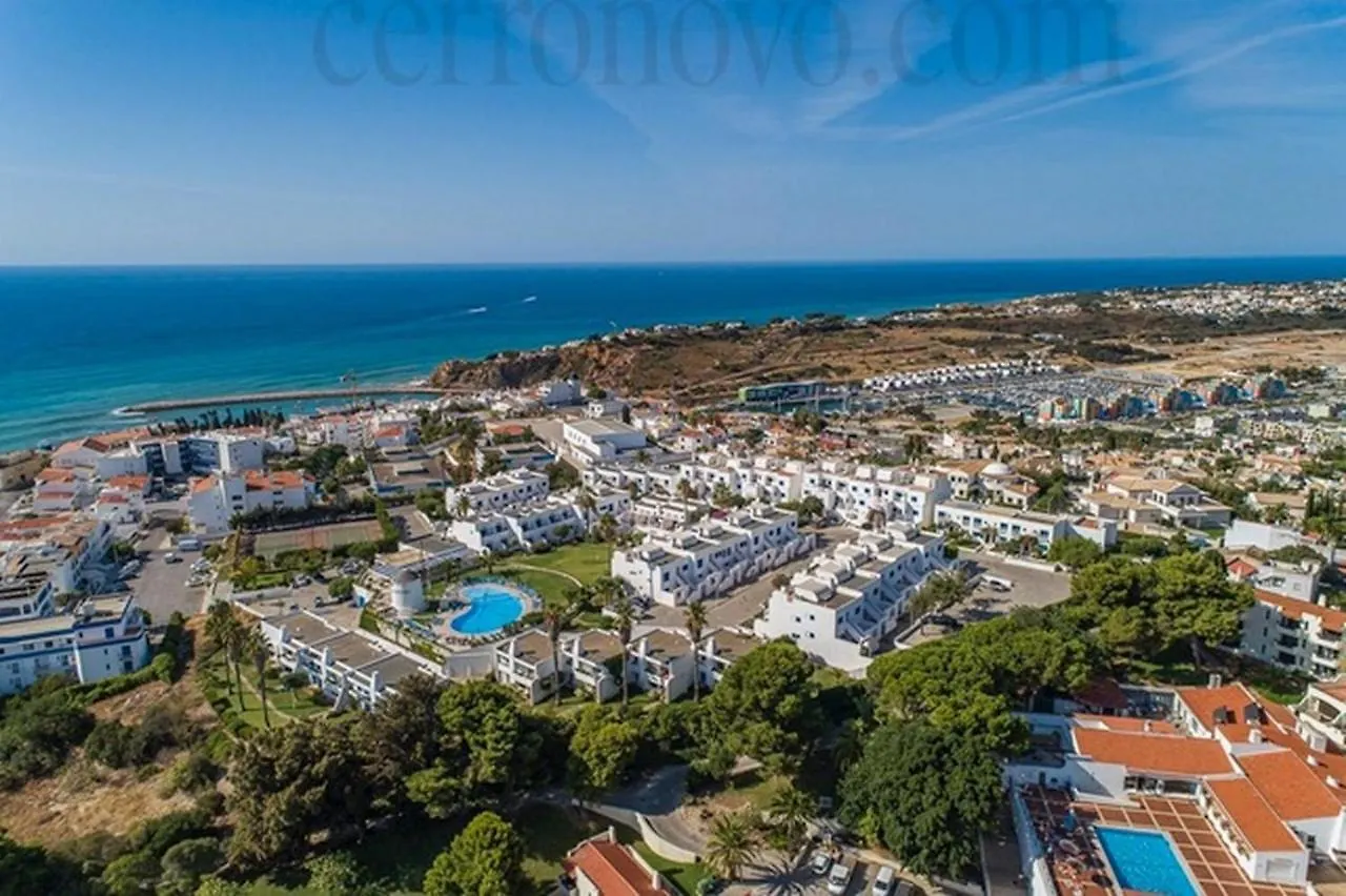 Albufeira-Windmill Hill Apartment 0*, Albufeira