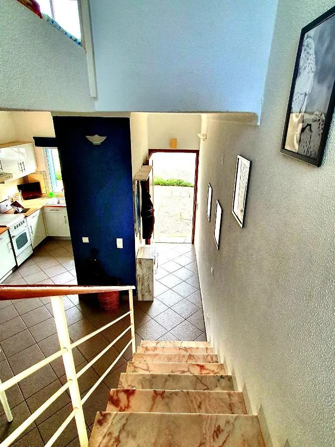 Albufeira-Windmill Hill Apartment 0*, Albufeira