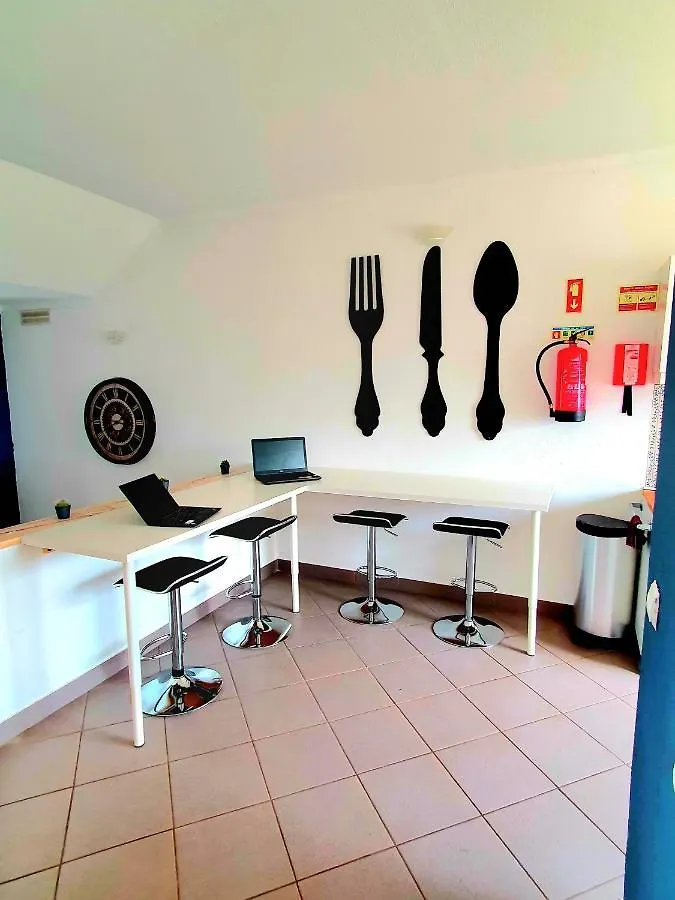 Albufeira-Windmill Hill Apartment 0*, Albufeira